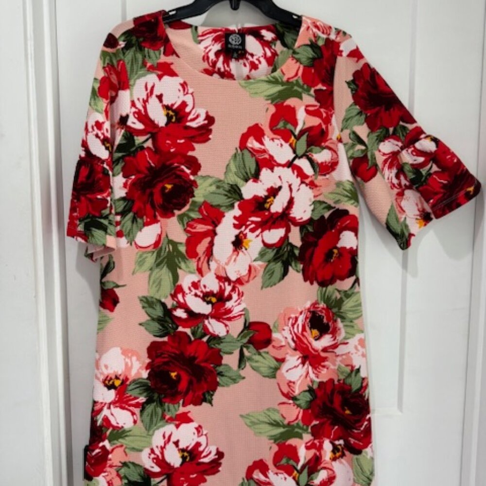 MULTI COLOR FLORAL PULL OVER